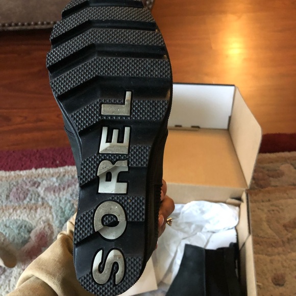 New sorell boots - Picture 3 of 4